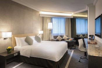 Gateway, Marco Polo Hotel