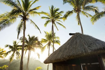 Outrigger Fiji Beach Resort