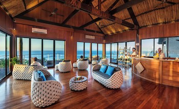 Outrigger Fiji Beach Resort