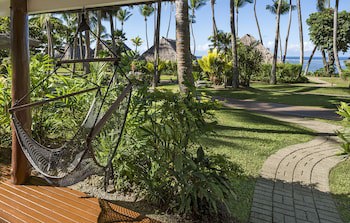 Outrigger Fiji Beach Resort