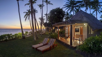 Outrigger Fiji Beach Resort