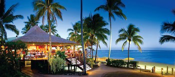 Outrigger Fiji Beach Resort