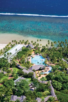 Outrigger Fiji Beach Resort
