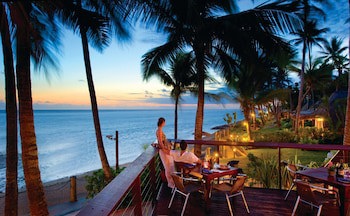 Outrigger Fiji Beach Resort
