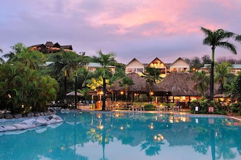 Outrigger Fiji Beach Resort