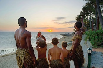 Outrigger Fiji Beach Resort