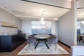 Crowne Plaza Helsinki, An Ihg Hotel