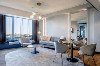 Crowne Plaza Helsinki, An Ihg Hotel