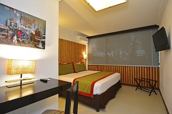 Autentico Hotel
