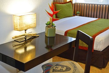 Autentico Hotel
