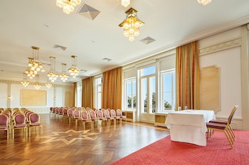 Austria Trend Hotel Schloss Wilhelminenberg