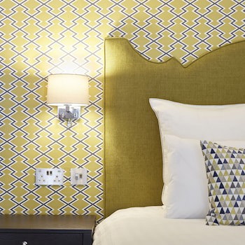 54 Queens Gate Hotel