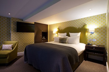 54 Queens Gate Hotel