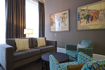 54 Queens Gate Hotel