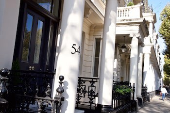 54 Queens Gate Hotel