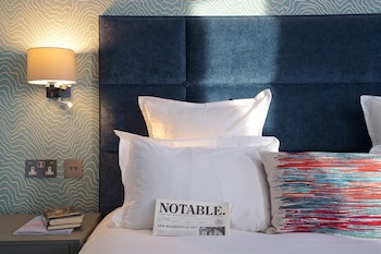 54 Queens Gate Hotel