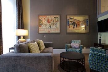 54 Queens Gate Hotel