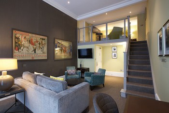54 Queens Gate Hotel