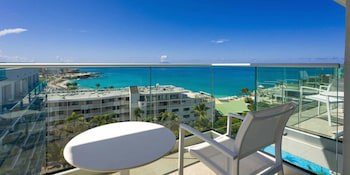 Sonesta Maho Beach All Inclusive Resort Casino & Spa