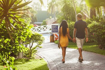 Sonesta Maho Beach All Inclusive Resort Casino & Spa