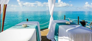 Sonesta Maho Beach All Inclusive Resort Casino & Spa