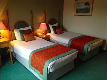 Coulsdon Manor Hotel And Golf Club