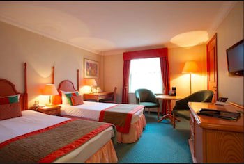 Coulsdon Manor Hotel And Golf Club