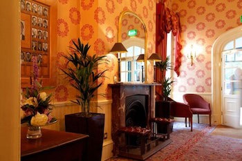 Coulsdon Manor Hotel And Golf Club