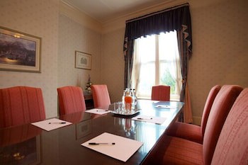 Coulsdon Manor Hotel And Golf Club