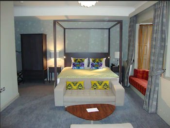 Coulsdon Manor Hotel And Golf Club