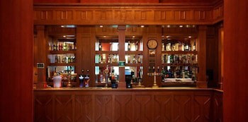 Coulsdon Manor Hotel And Golf Club