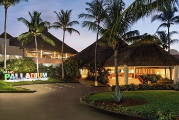Grand Palladium Vallarta Resort & Spa - All Inclusive
