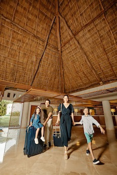 Grand Palladium Vallarta Resort & Spa - All Inclusive