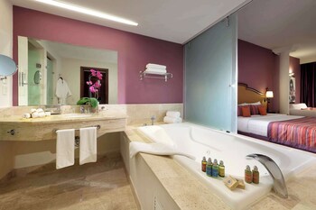 Grand Palladium Vallarta Resort & Spa - All Inclusive