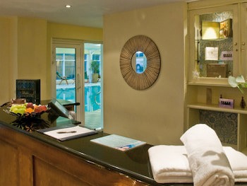 Macdonald Crutherland House And Spa