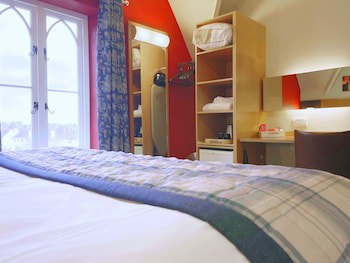 Corner House Hotel