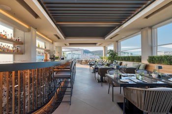 Divani Caravel