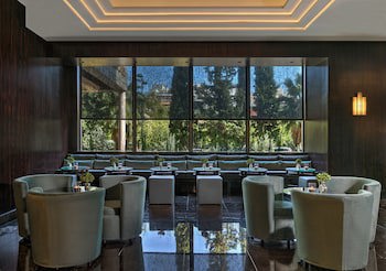 Divani Caravel