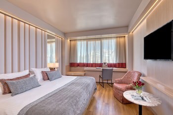 Divani Caravel