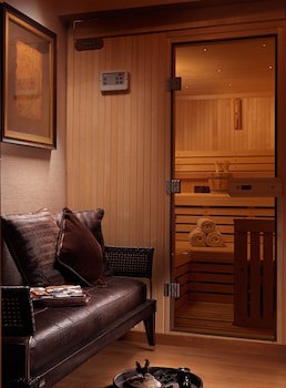 Divani Caravel