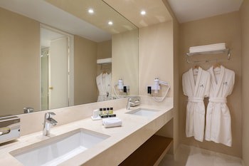Divani Caravel