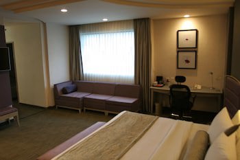 Crowne Plaza Toluca Lancaster, An Ihg Hotel