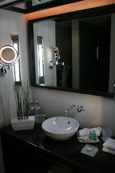 Crowne Plaza Toluca Lancaster, An Ihg Hotel