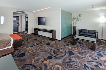 Crowne Plaza Toluca Lancaster, An Ihg Hotel