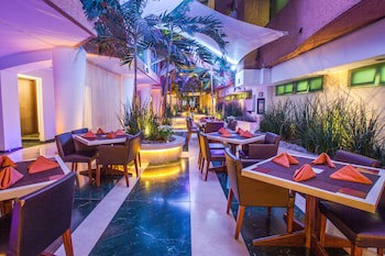 Crowne Plaza Toluca Lancaster, An Ihg Hotel