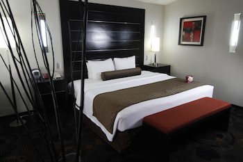 Crowne Plaza Toluca Lancaster, An Ihg Hotel