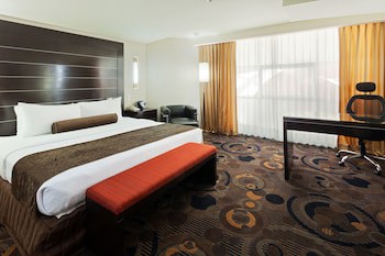 Crowne Plaza Toluca Lancaster, An Ihg Hotel