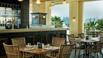 Intercontinental Doha Beach & Spa, An Ihg Hotel