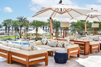 Intercontinental Doha Beach & Spa, An Ihg Hotel