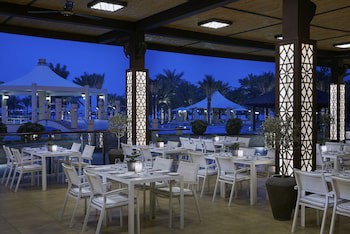 Intercontinental Doha Beach & Spa, An Ihg Hotel